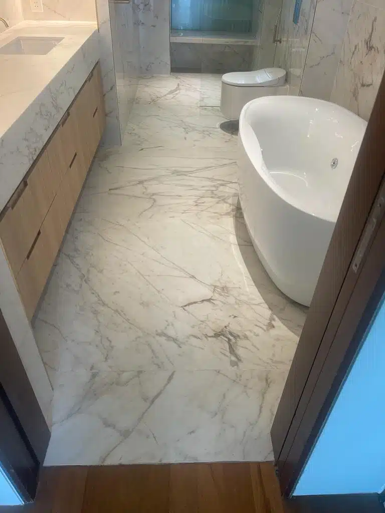 Anti slip bathtub and shower Anti slip for bathtub, shower and bathroom